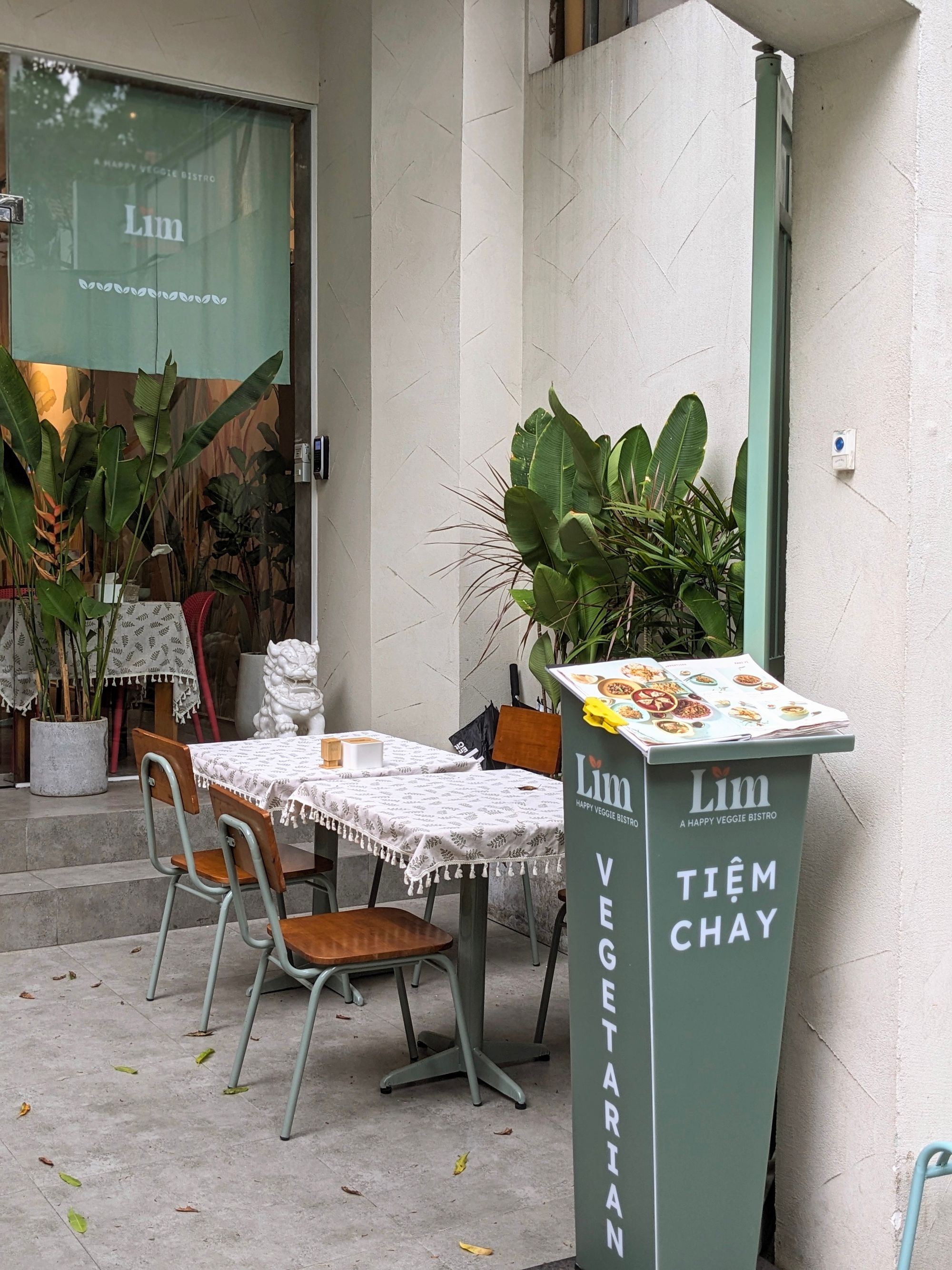 Lim Veggie Bistro