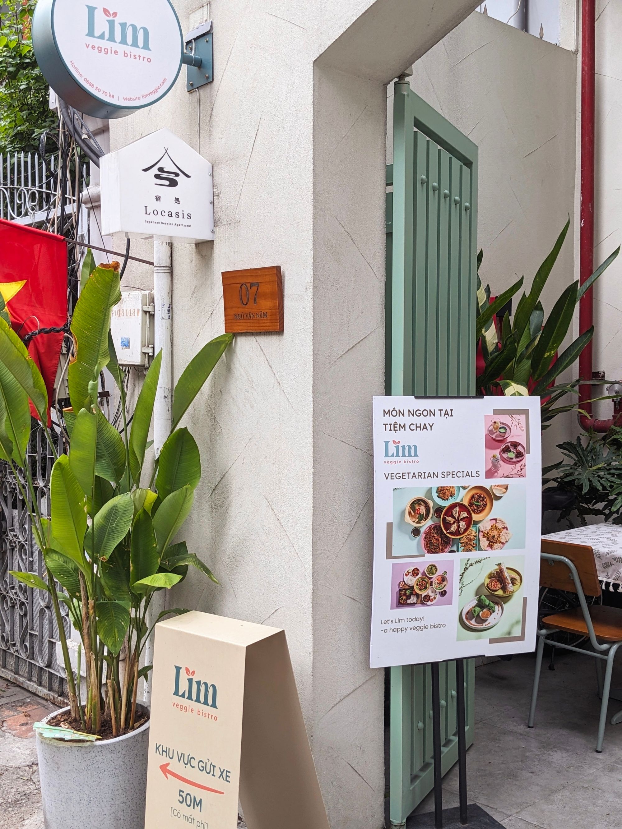Lim Veggie Bistro