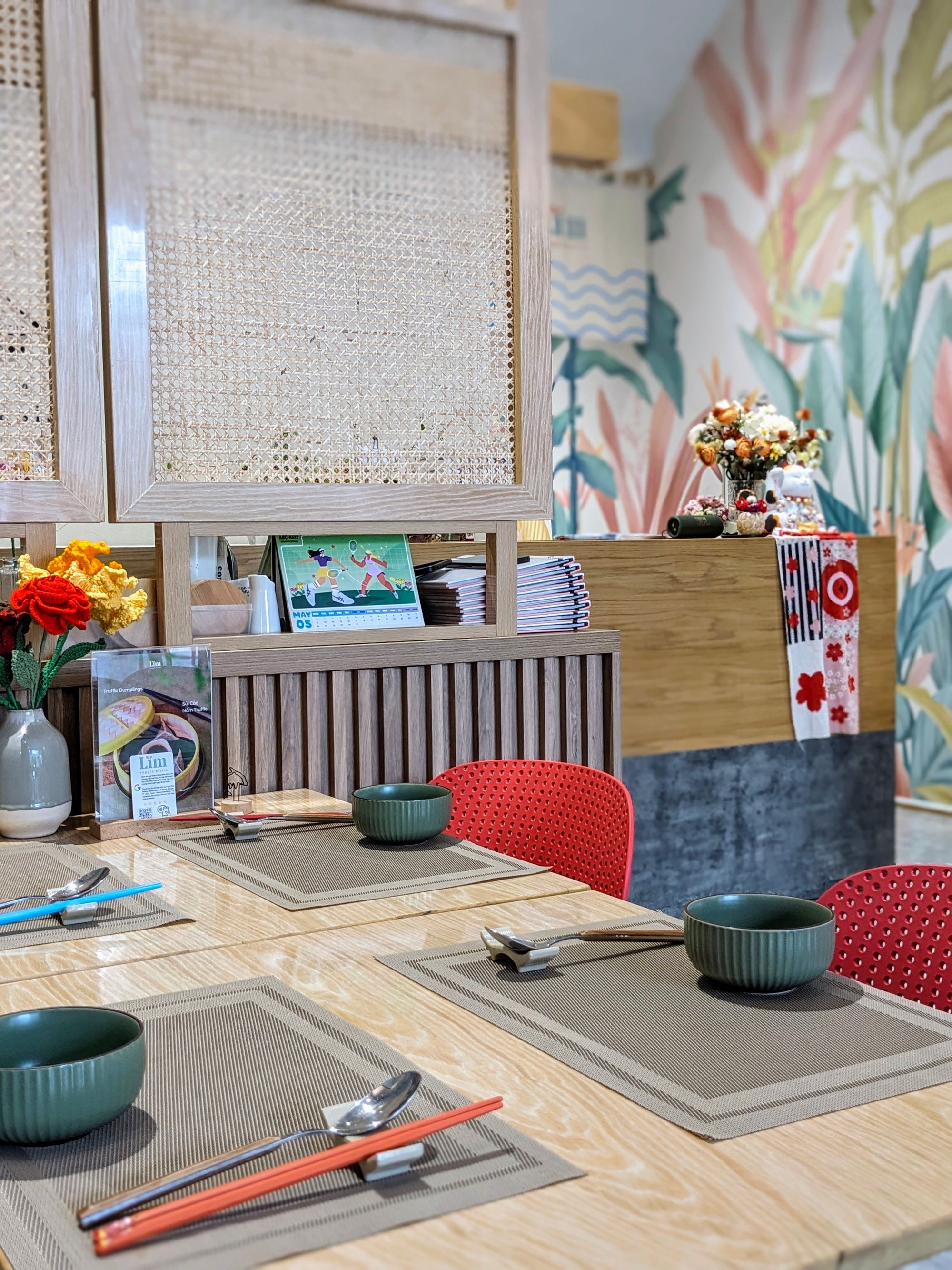 Lim Veggie Bistro