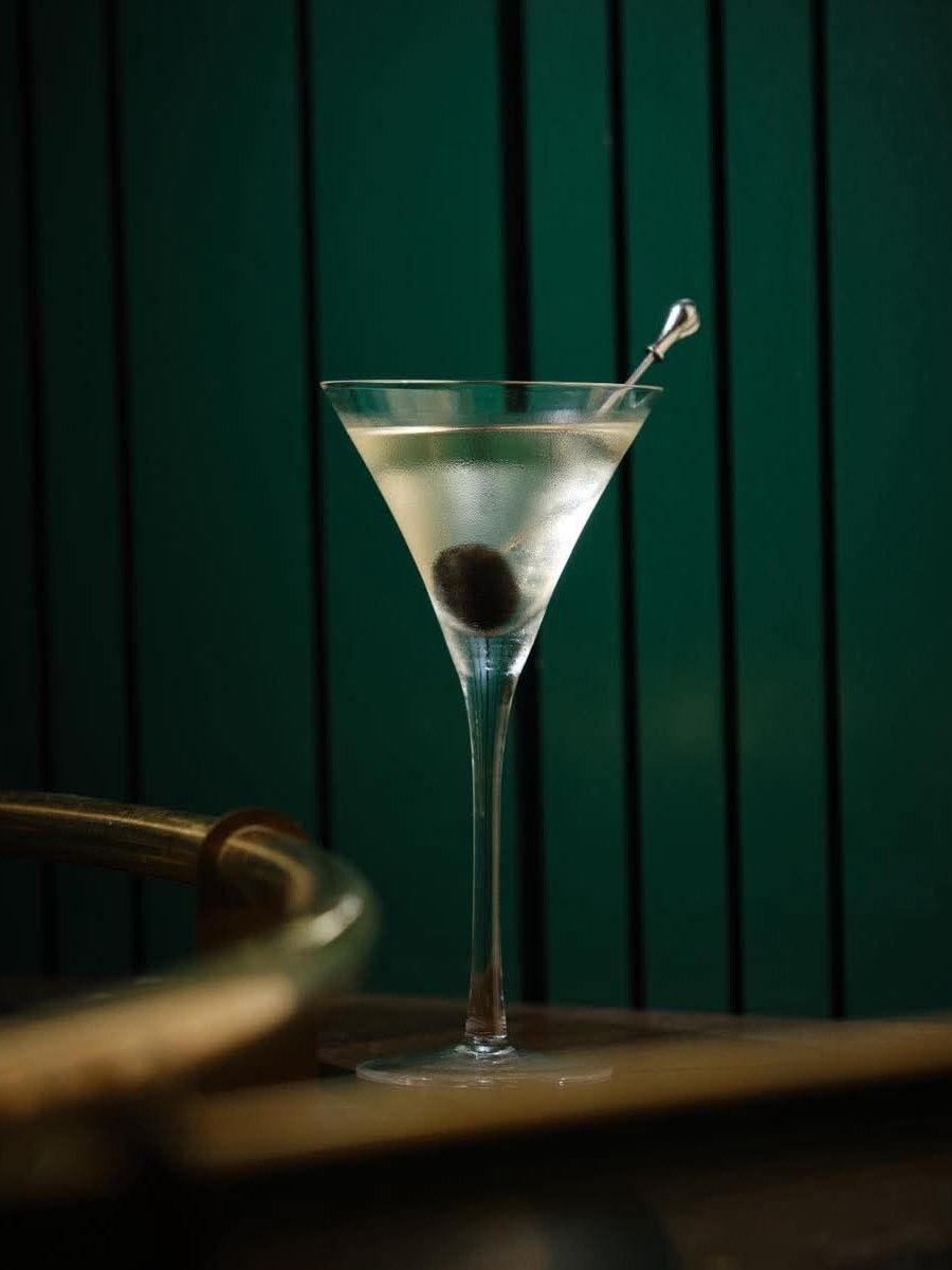 Savor Cocktail Club -  Cánh cửa bước vào những câu chuyện thần thoại Hy Lạp