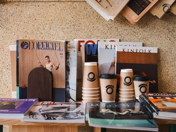 Khi sạp báo hóa không gian cà phê nghệ thuật tại Ô Newsstand